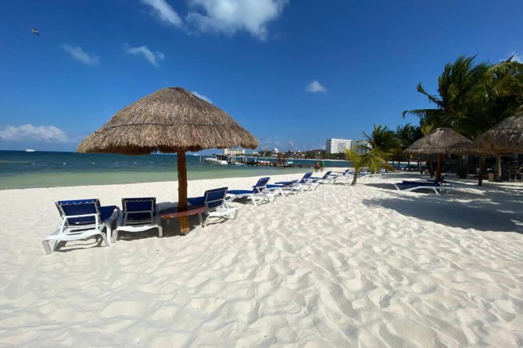 Oceanfront Condo Bm By Andiani Cancún Buitenkant foto