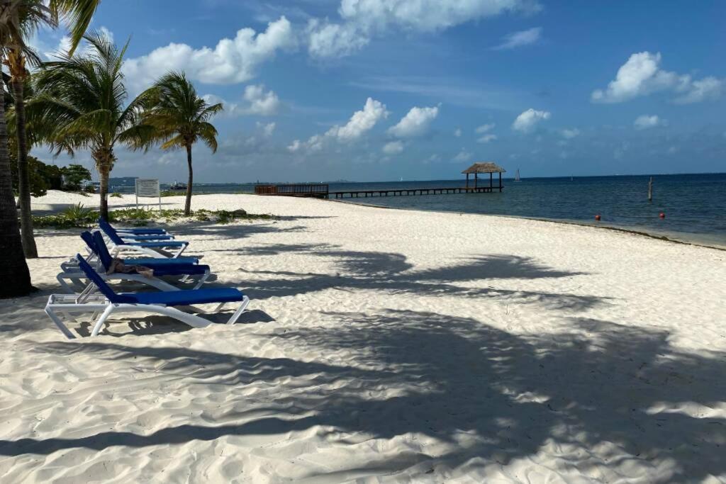 Oceanfront Condo Bm By Andiani Cancún Buitenkant foto