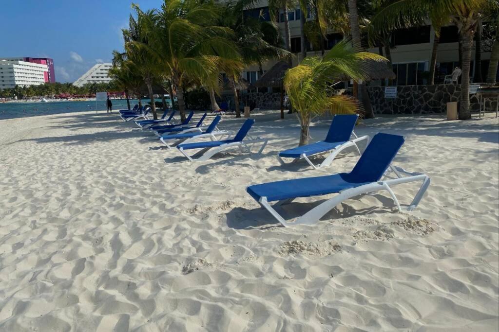 Oceanfront Condo Bm By Andiani Cancún Buitenkant foto