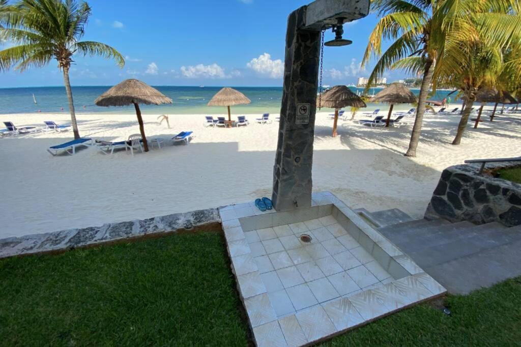 Oceanfront Condo Bm By Andiani Cancún Buitenkant foto